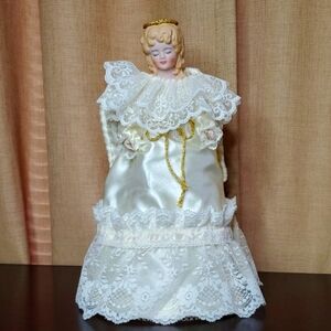 Lace Angel Tree Topper in Cream and Gold